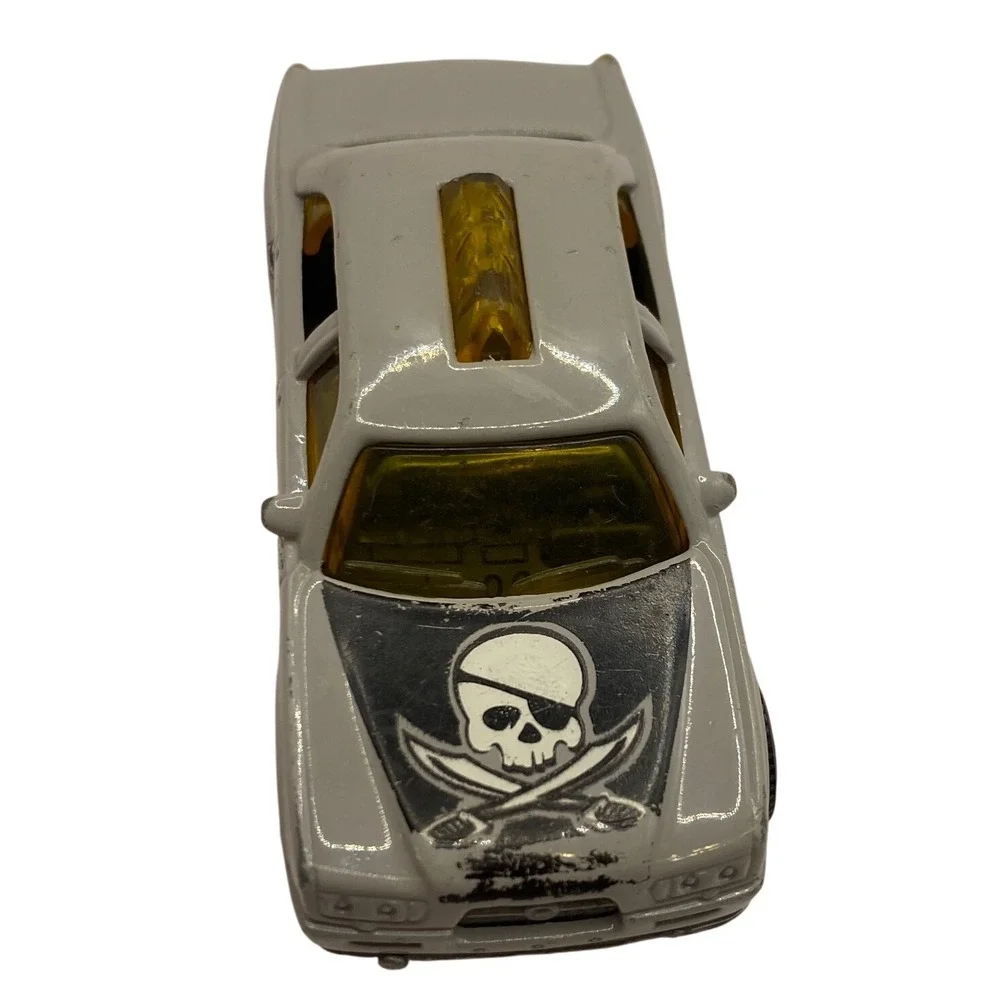 Vintage Matchbox Taxi Cab‎ Buried Treasure Pirate Skull 2002 Mattel Diecast Car